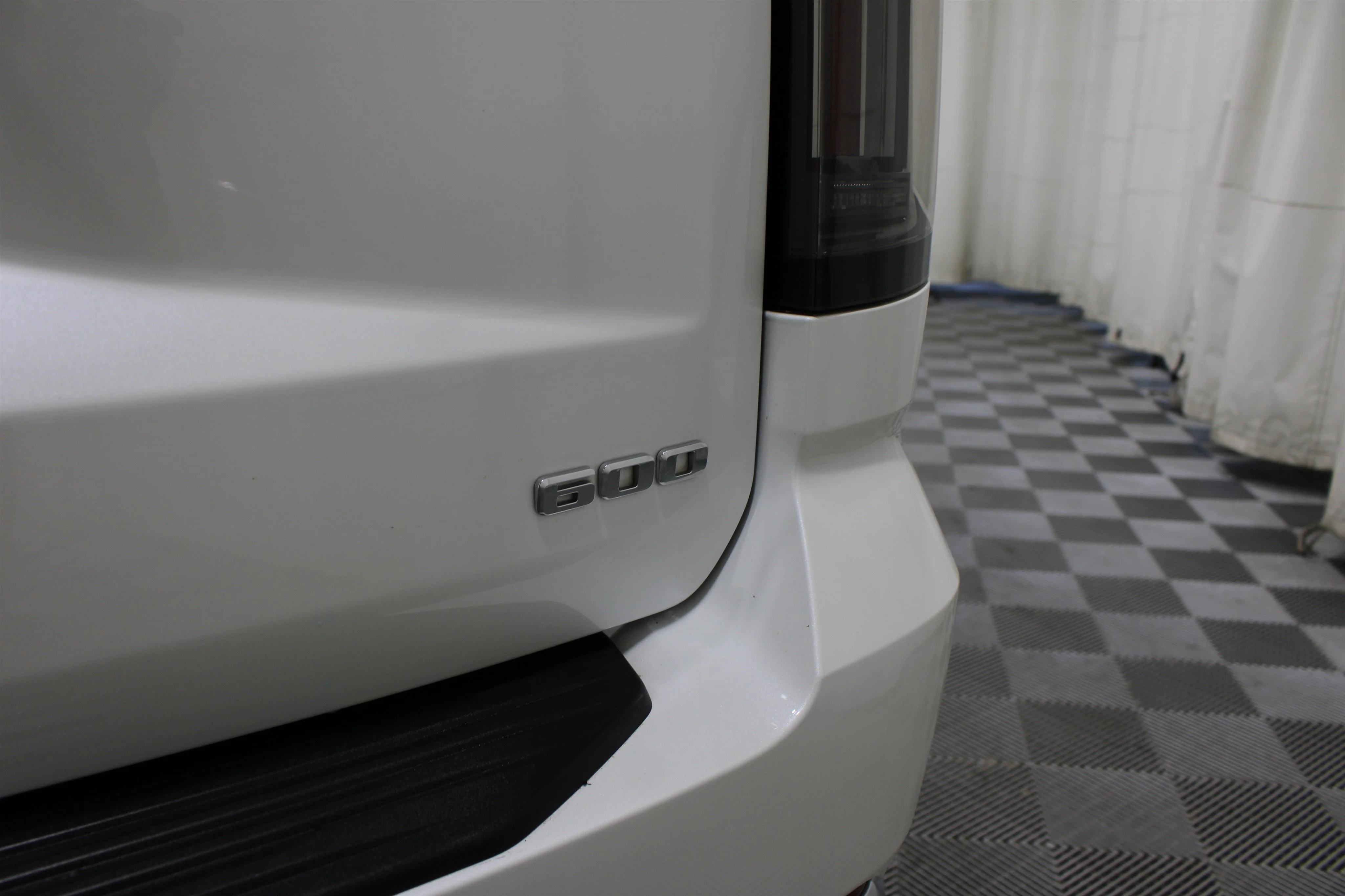 2025 Cadillac Escalade ESV Premium Luxury Platinum - Photo 33
