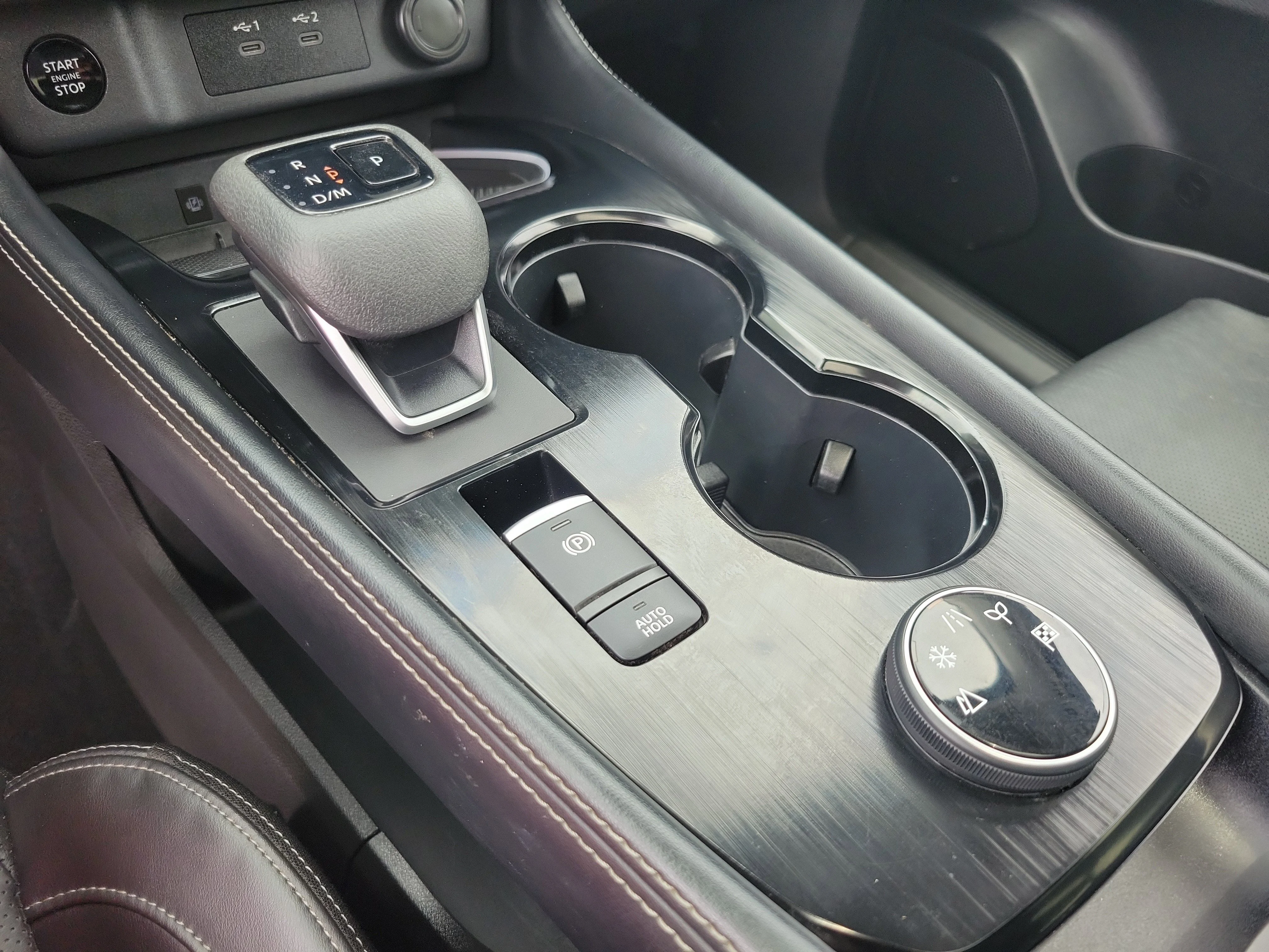 Used 2025 Deep Ocean Blue Pearl Nissan Platinum image 12
