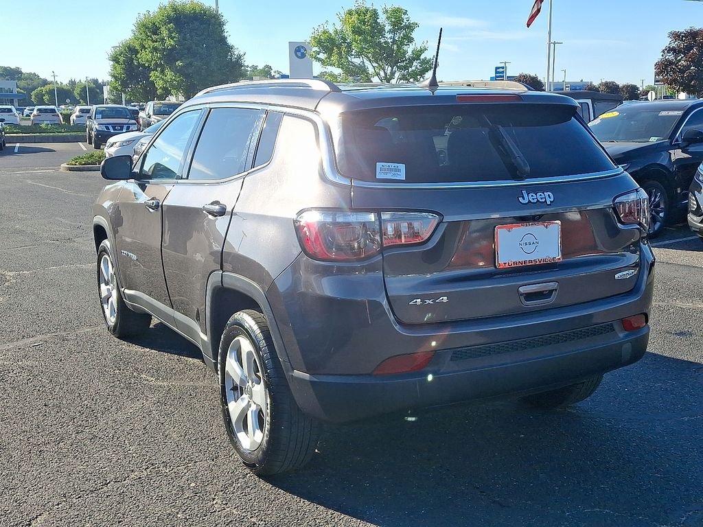 Used 2021 Gray Jeep Latitude image 4