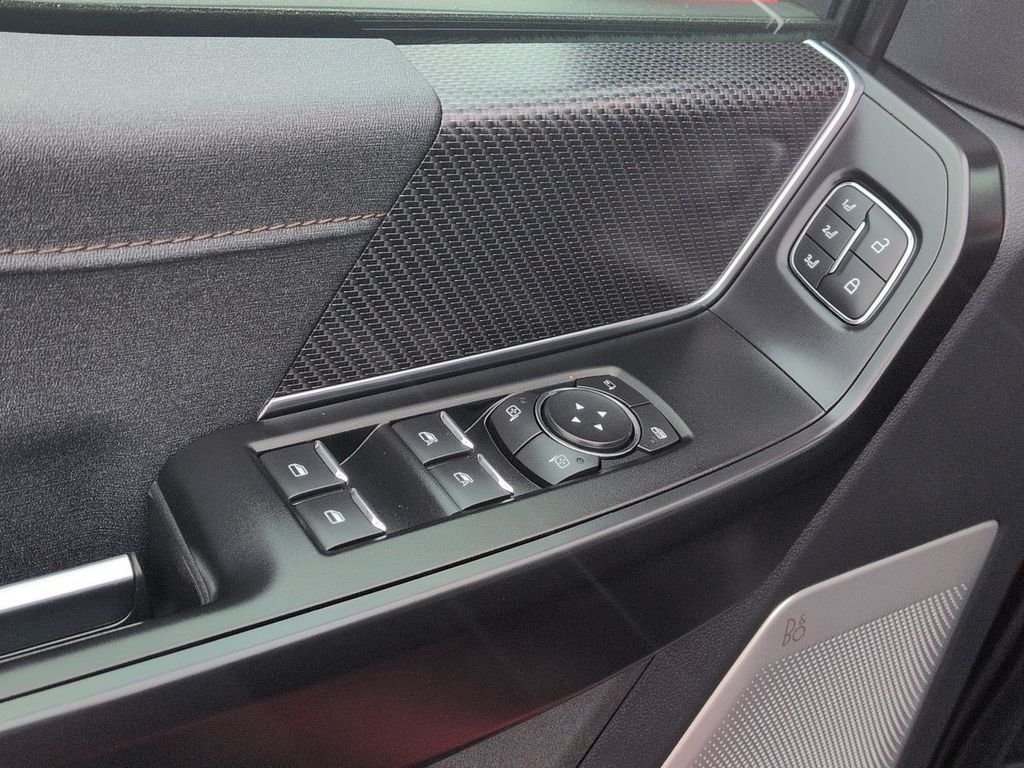 Used 2022 Orange Metallic Ford Raptor image 10