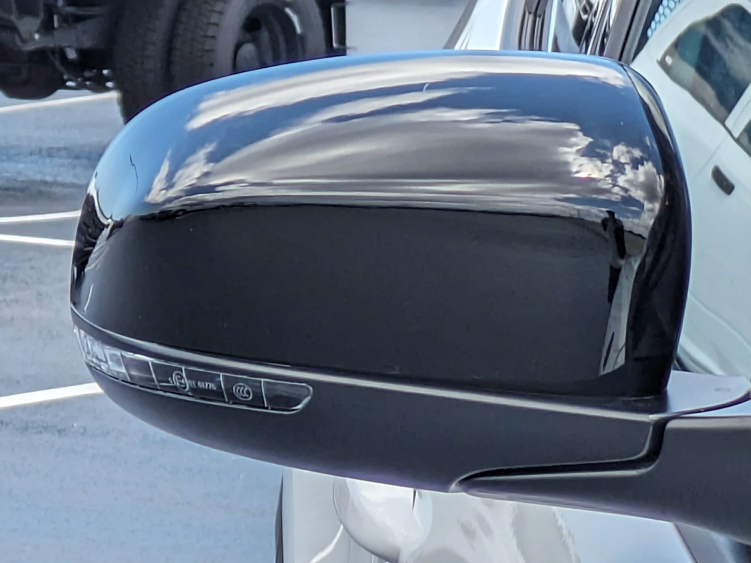 New 2026 Bright White Clear-Coat Exterior Paint Jeep Trailhawk image 11