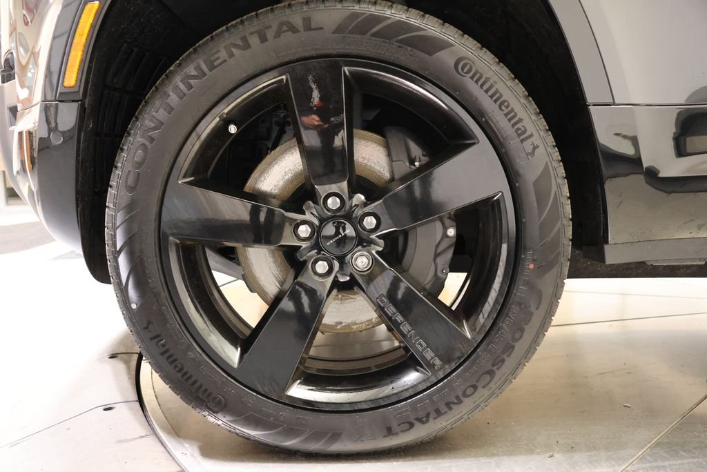 2026 Land Rover Defender X-Dynamic SE - Photo 9