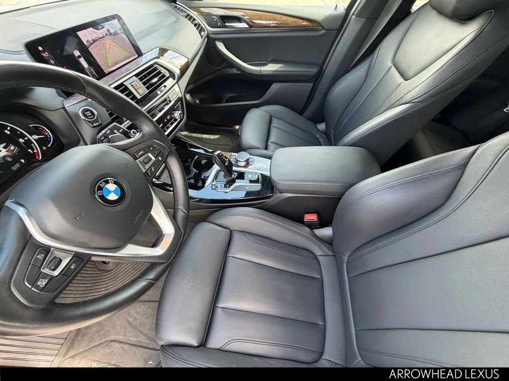Used 2019 White BMW sDrive30i image 14