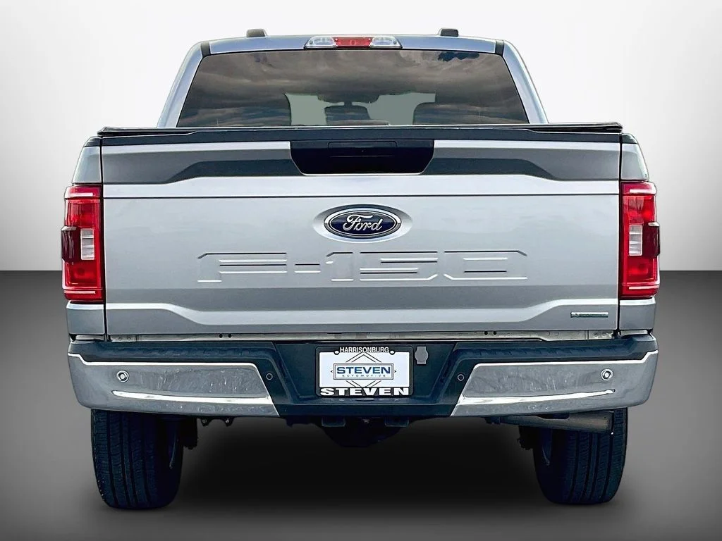Used 2023 Silver Ford XLT image 5