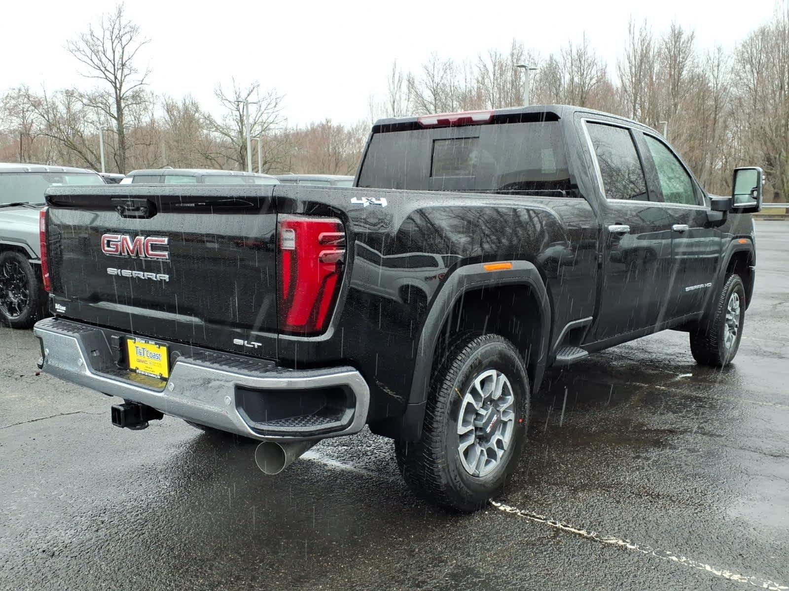 2026 GMC Sierra 2500HD SLT - Photo 4