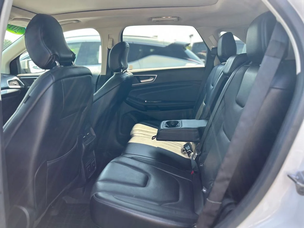 Used 2015 White Ford Titanium image 27