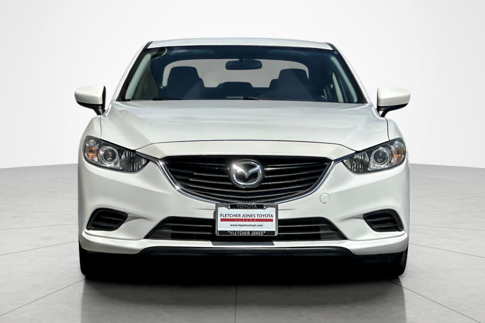 Used 2016 SNOWFLAKE WHITE PEAR Mazda i Touring image 8