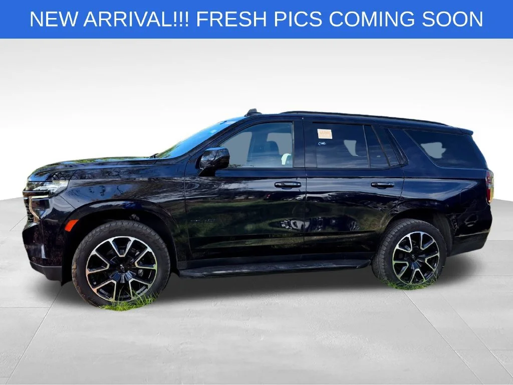 Used 2022 MIDNIGHT BLUE METALLIC Chevrolet RST image 2