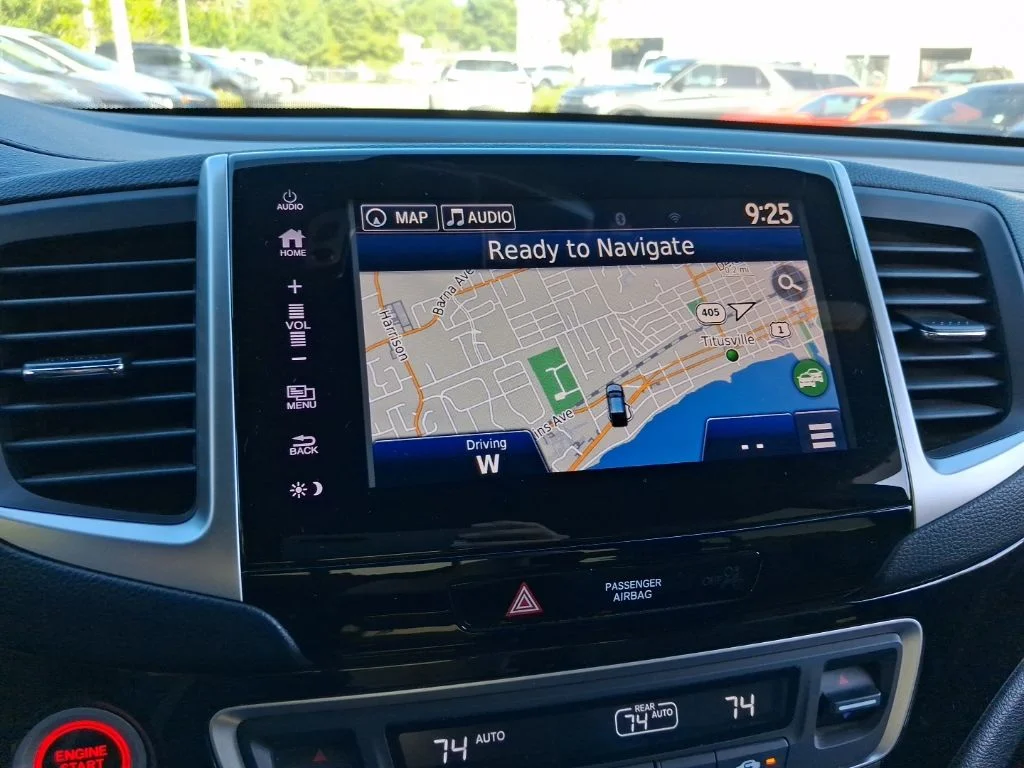 Used 2019  Honda Black Edition image 30