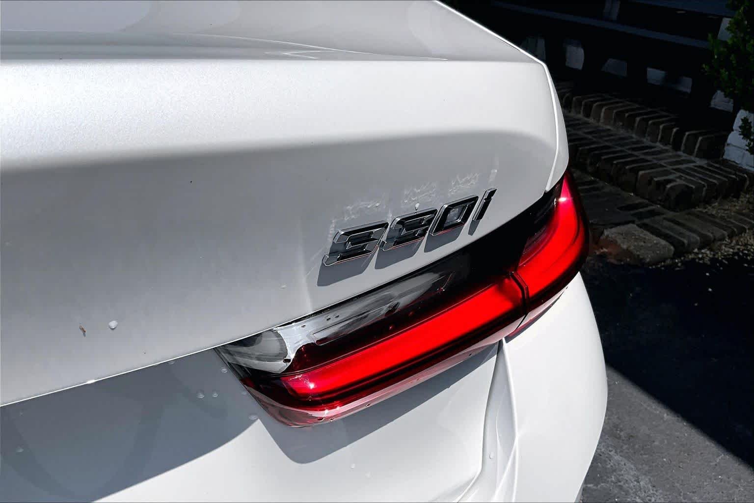 Certified Used 2025 Mineral White Metallic BMW 330i image 9
