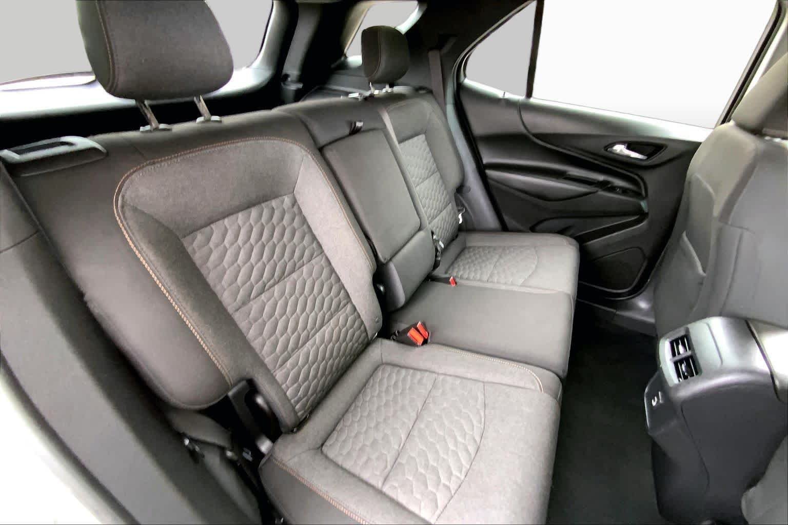 Used 2019 Summit White Chevrolet LT image 16