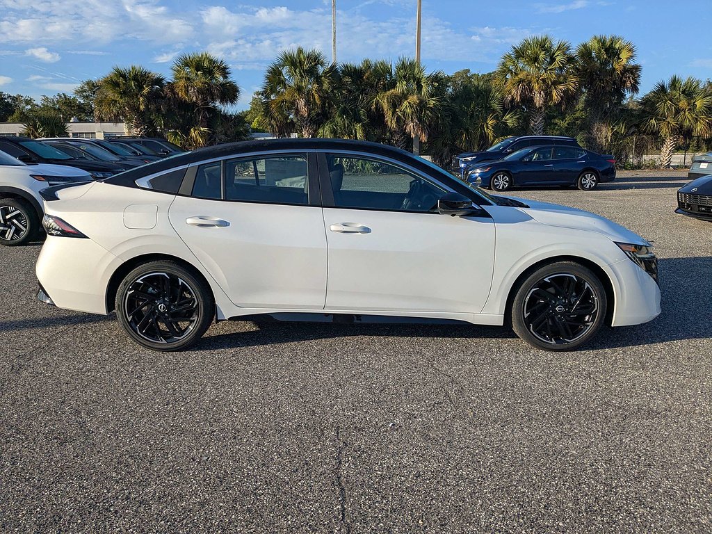 New 2026 Aspen White TriCoat / Super Black Two-tone Nissan SR image 3