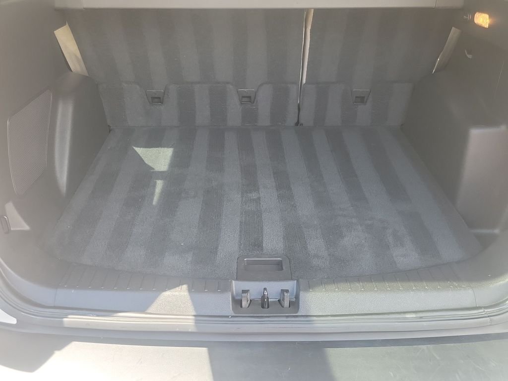Used 2018 White Ford Titanium image 33