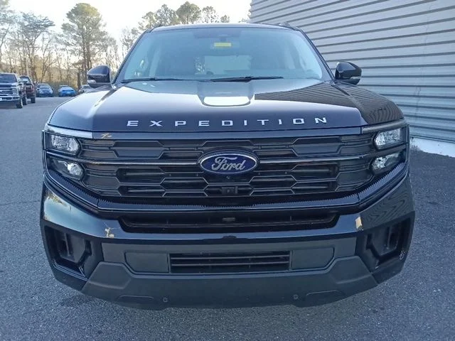 New 2026 Agate Black Metallic Ford Active image 8