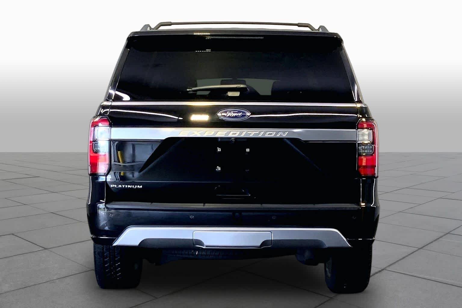 Used 2019 Agate Black Metallic Ford Platinum image 5