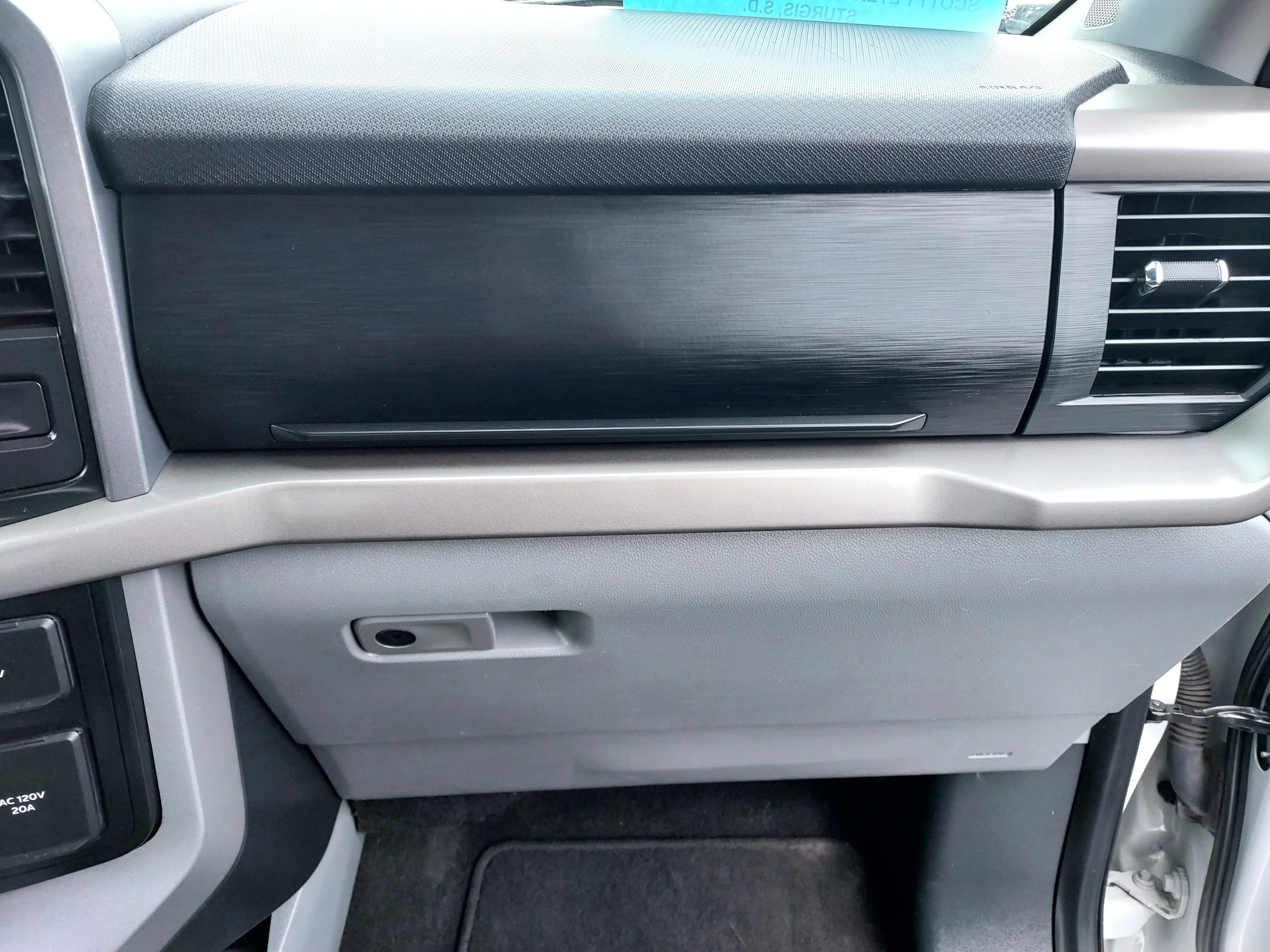 Used 2024 Gray Ford XLT image 23