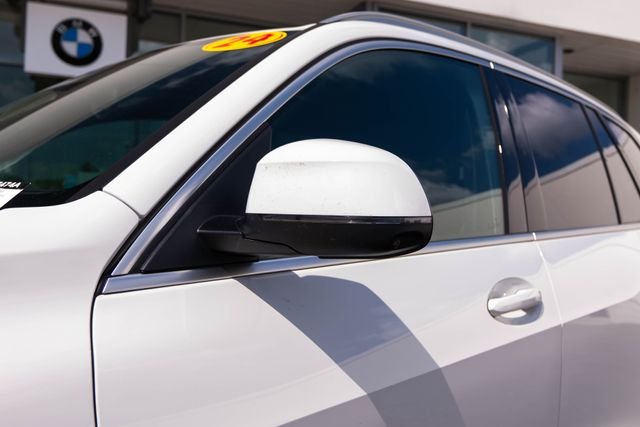 Certified Used 2024 Alpine White BMW xDrive40i image 12