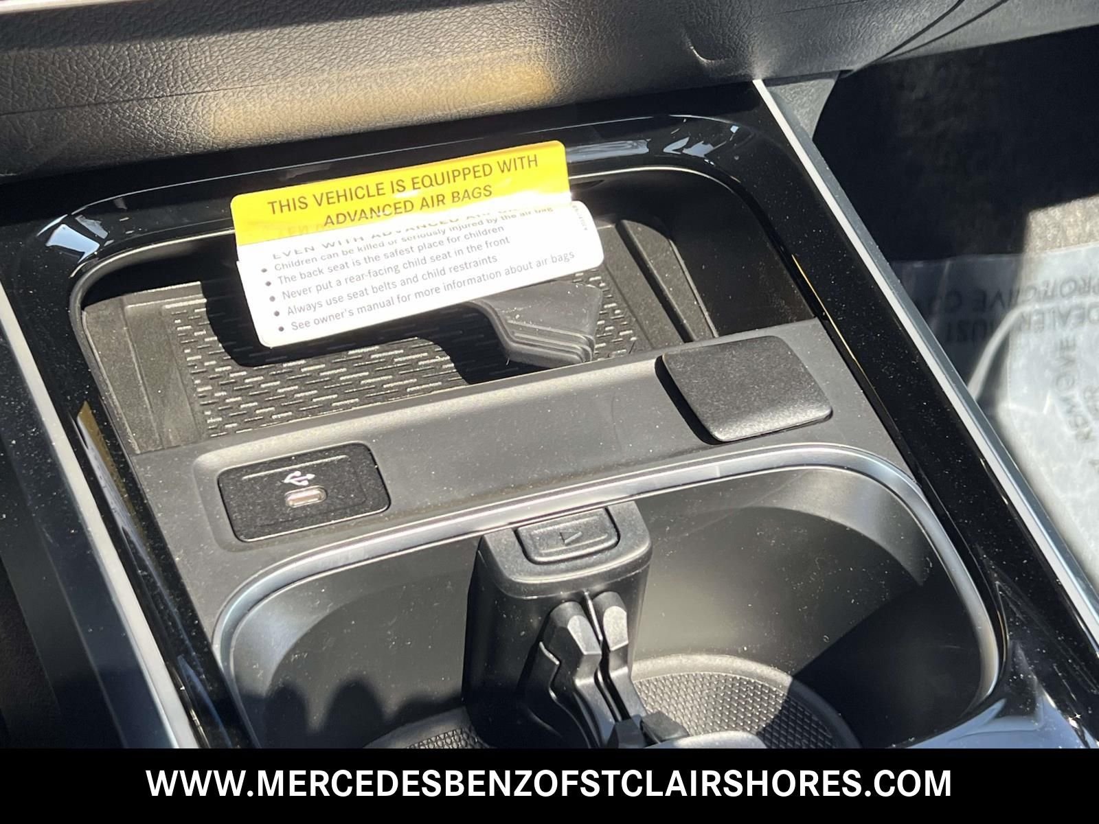 New 2026 Night Black Mercedes-Benz GLB 250 image 26