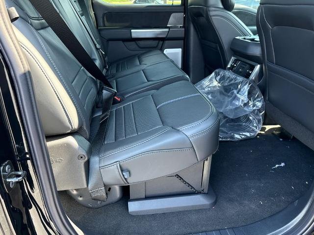 2025 Ford F-250 Super Duty Platinum - Photo 46