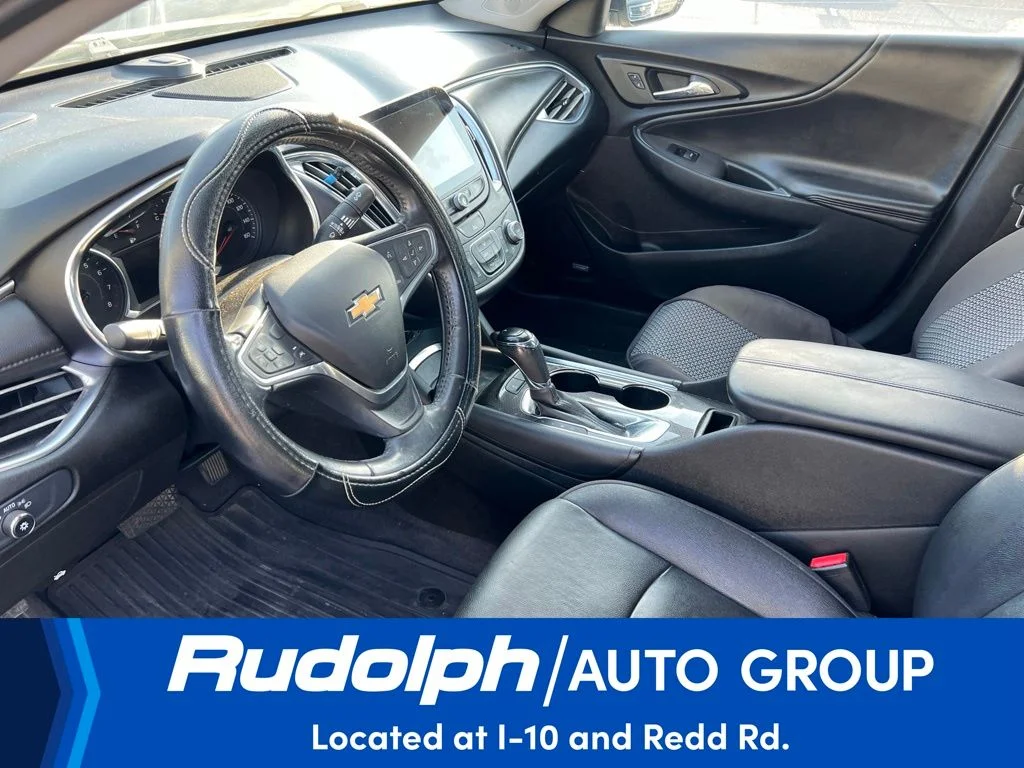 Used 2018 Gray Metallic Chevrolet LT image 9