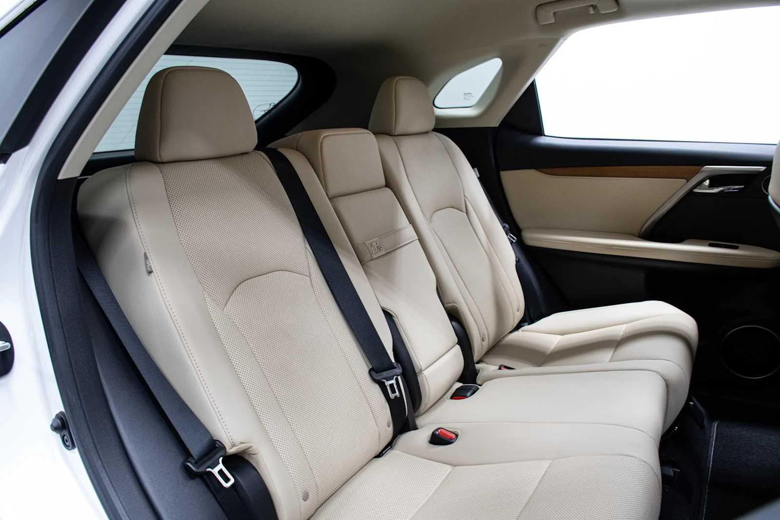 Certified Used 2022 EMINENT WHITE PEARL Lexus  image 24