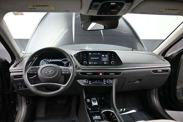 Used 2020 Black Hyundai SEL image 16