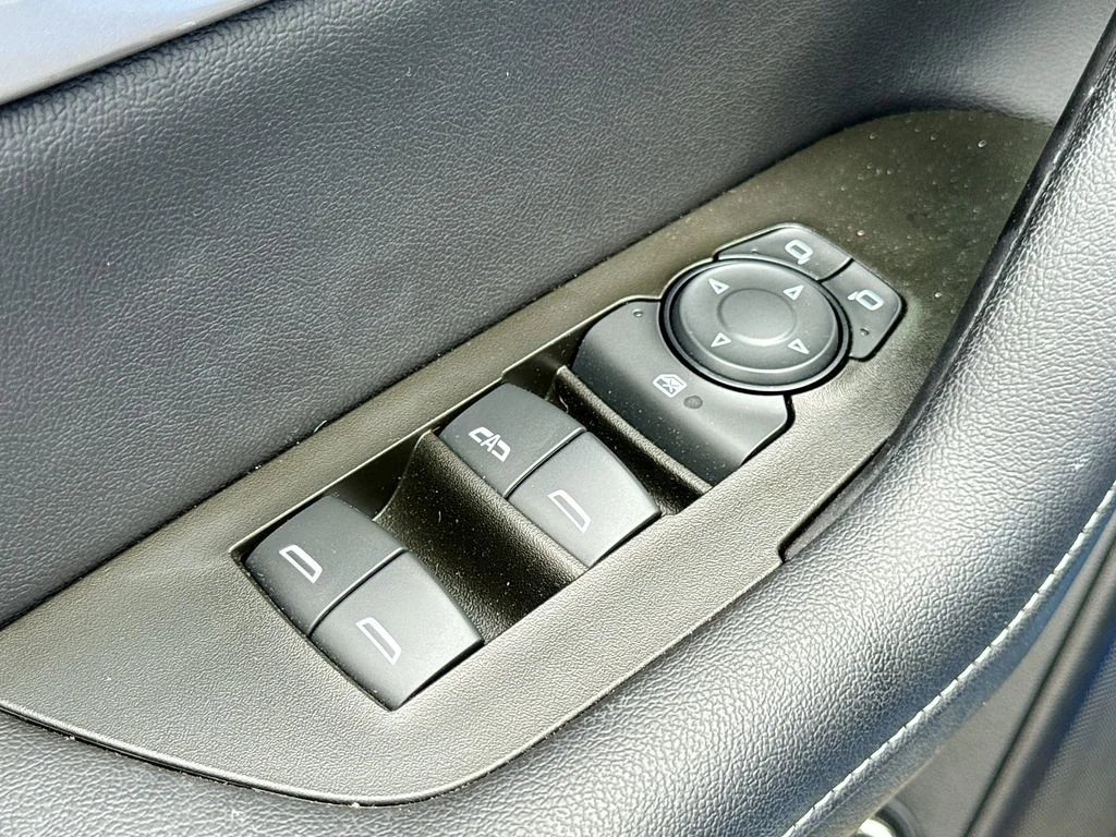 Used 2024 Blue Chevrolet LT image 14