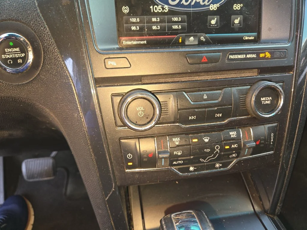 Used 2016 White Ford XLT image 20