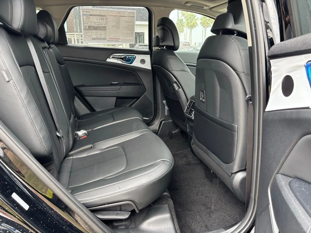 2026 Kia Sportage SX - Photo 20