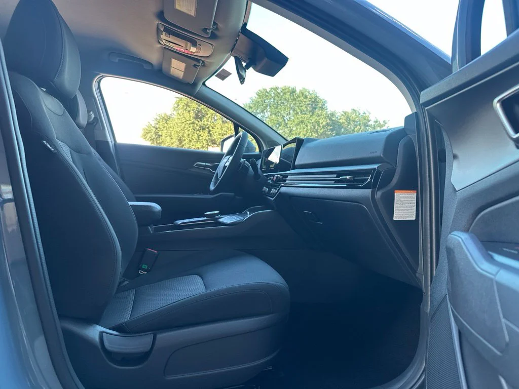 New 2027 Blue Kia S image 14