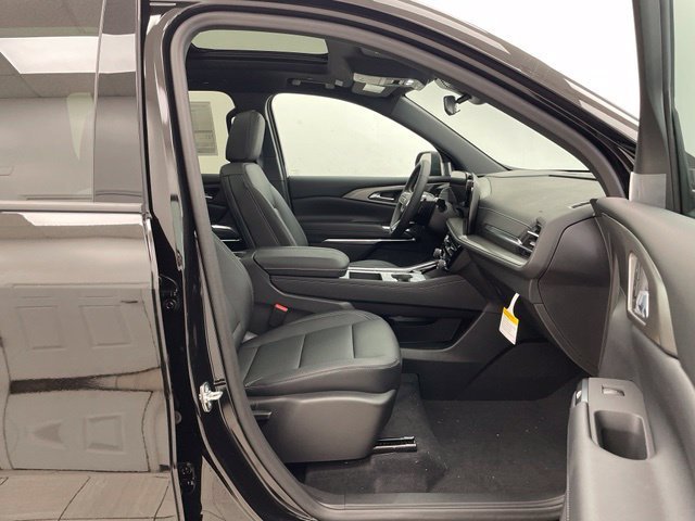 2027 Chevrolet Traverse LT - Photo 16