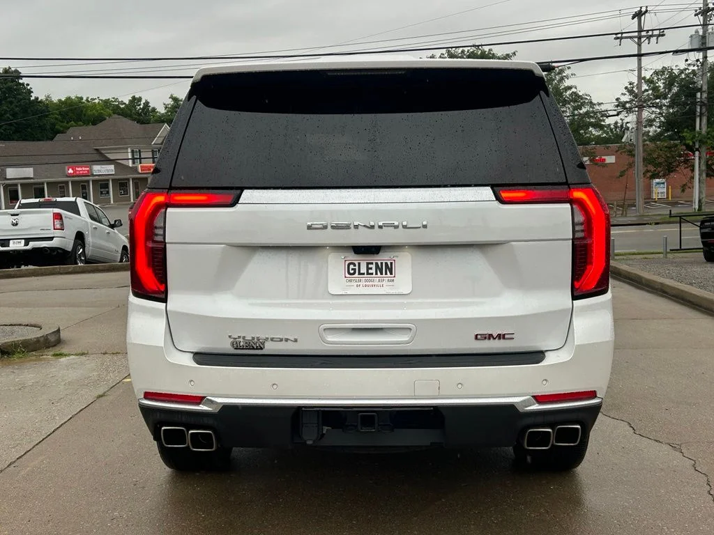 Used 2025 White GMC Denali image 7