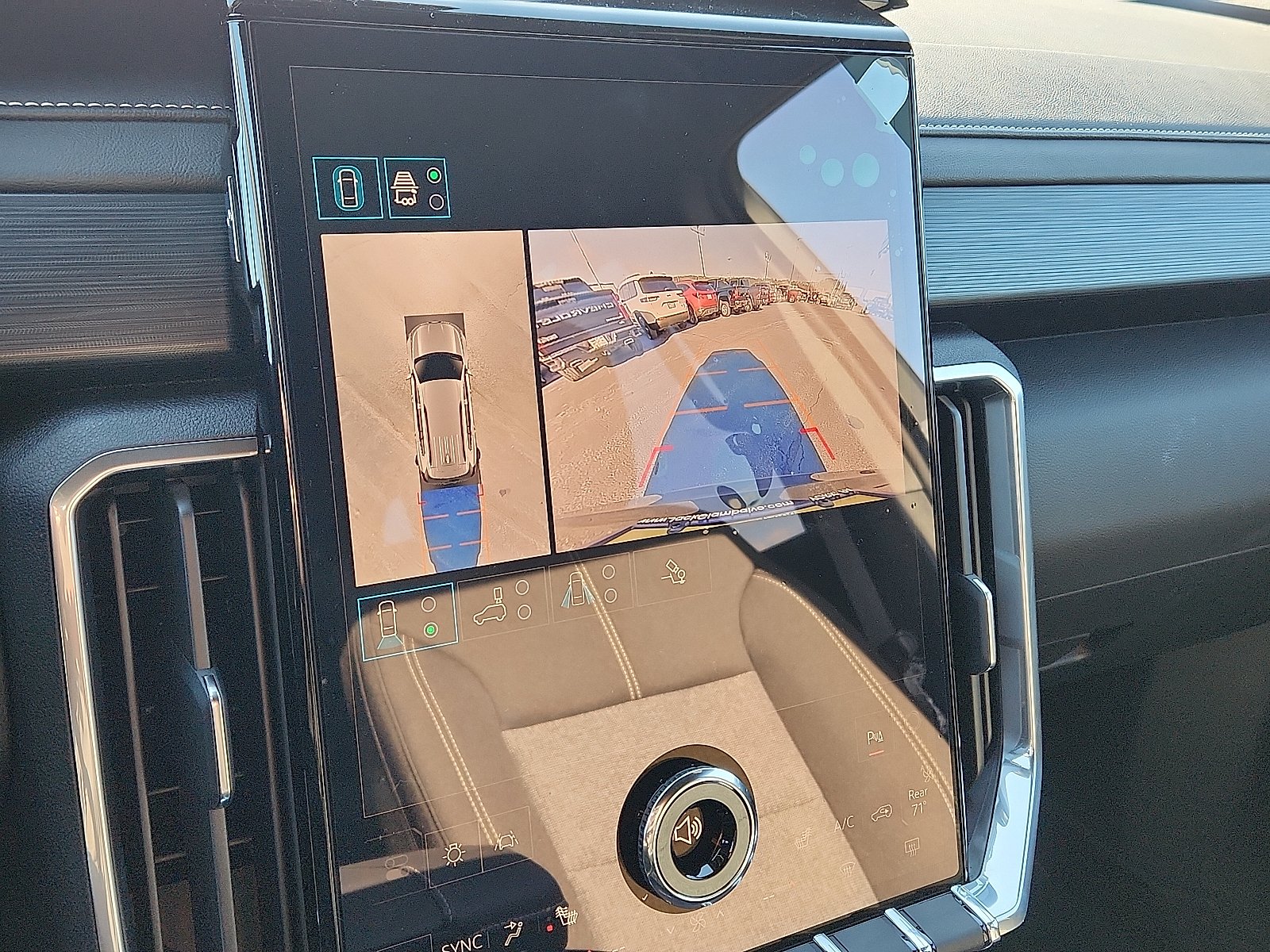 2025 GMC Acadia Elevation - Photo 15