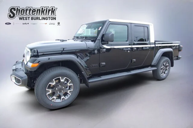 2026 Jeep Gladiator Sahara