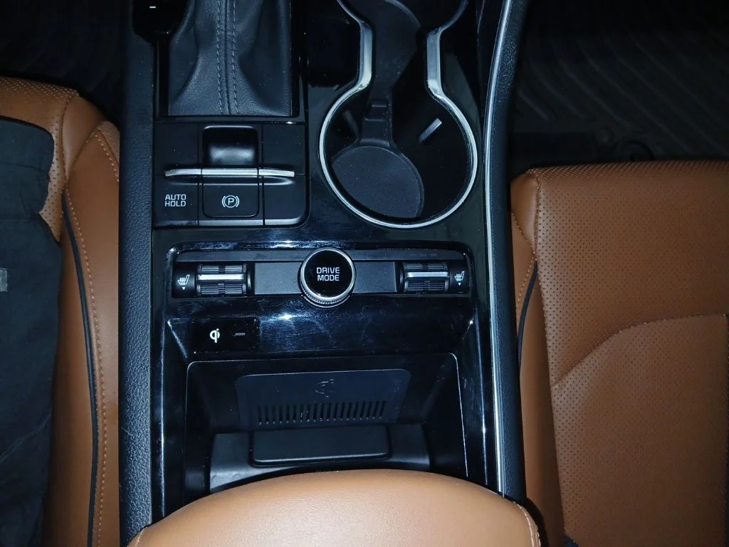 Used 2023 Black Kia GT image 20