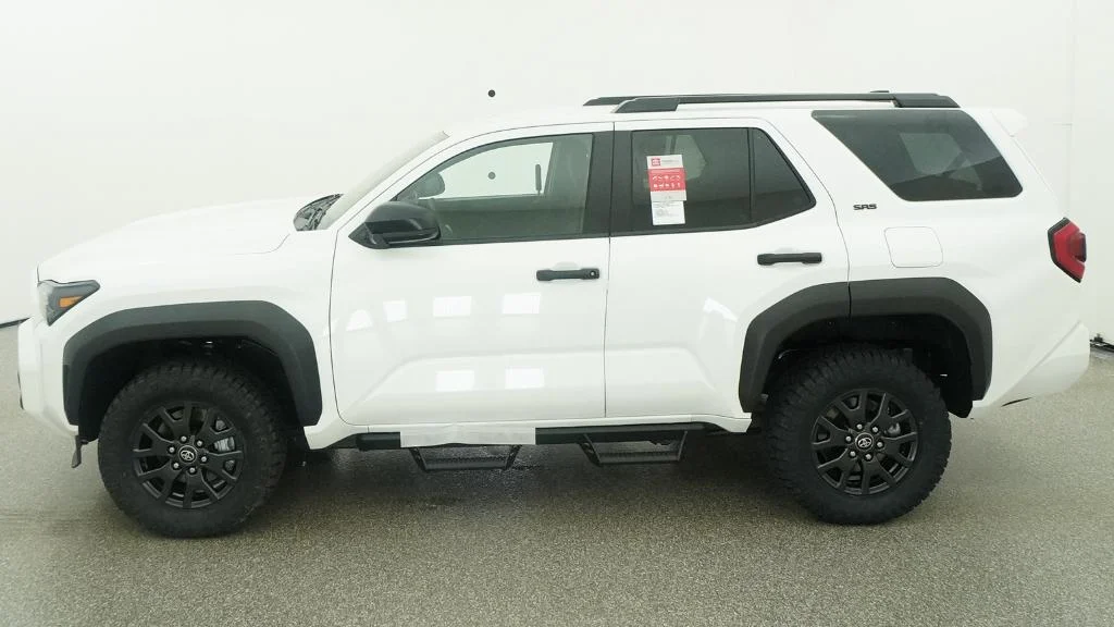 New 2026 Ice Cap Toyota SR5 image 15