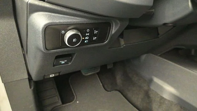 New 2026 Avalanche Gray Ford Badlands® image 14