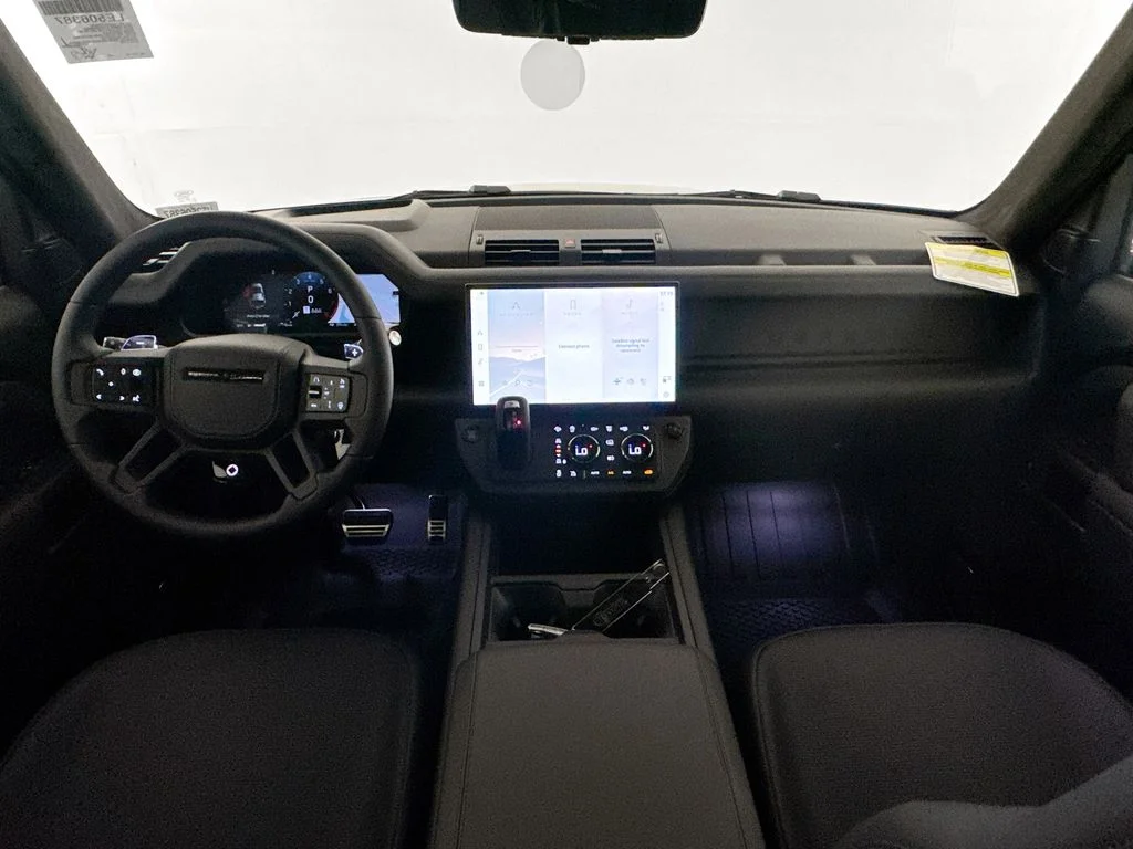 New 2026 Narvik Black Land Rover OCTA Black image 21