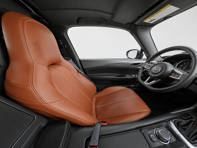 Used 2022 White Mazda Grand Touring image 9