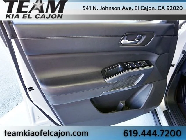 Used 2024 Silver Nissan SL image 26