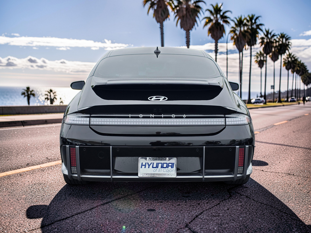 2025 Hyundai IONIQ 6 SEL - Photo 6