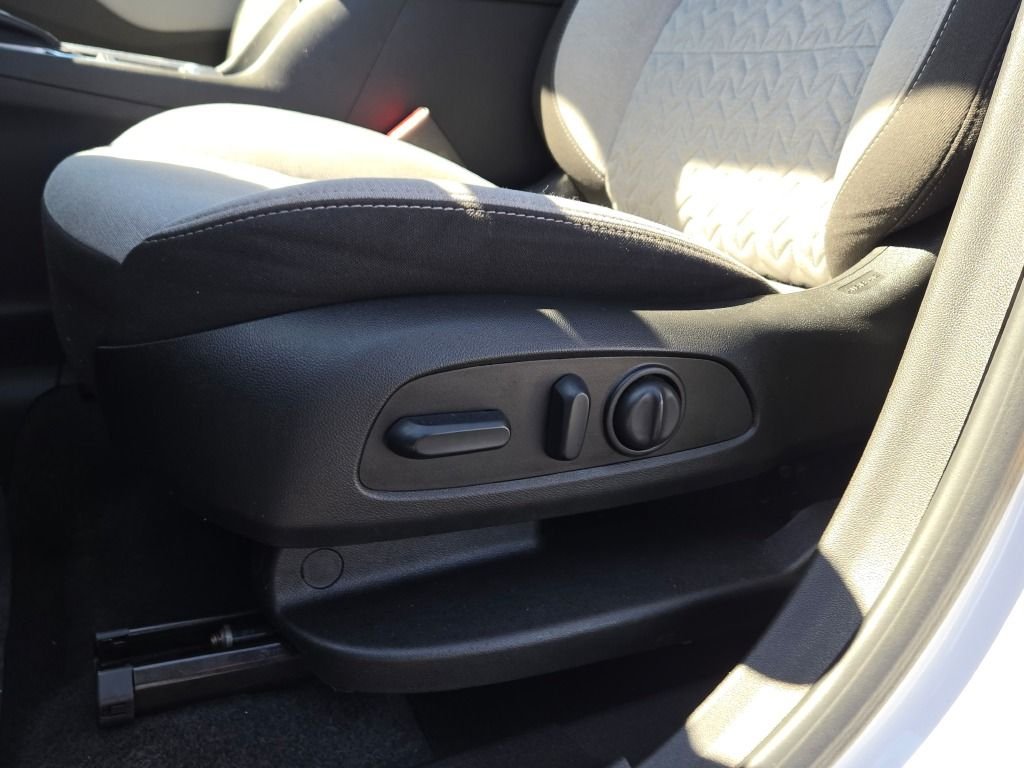 Used 2023 White Chevrolet LT image 20