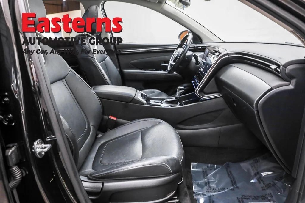 Used 2022 Black Hyundai SEL image 26