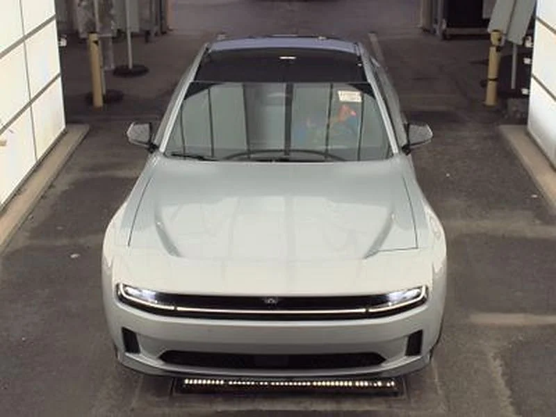 Used 2024 Dodge Charger Daytona Scat Pack with VIN 2C3CDBDK0RR164879 for sale in Inglewood, CA