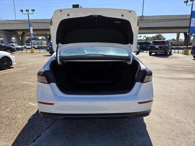 Certified Used 2023 Platinum White Pearl Honda EX image 26