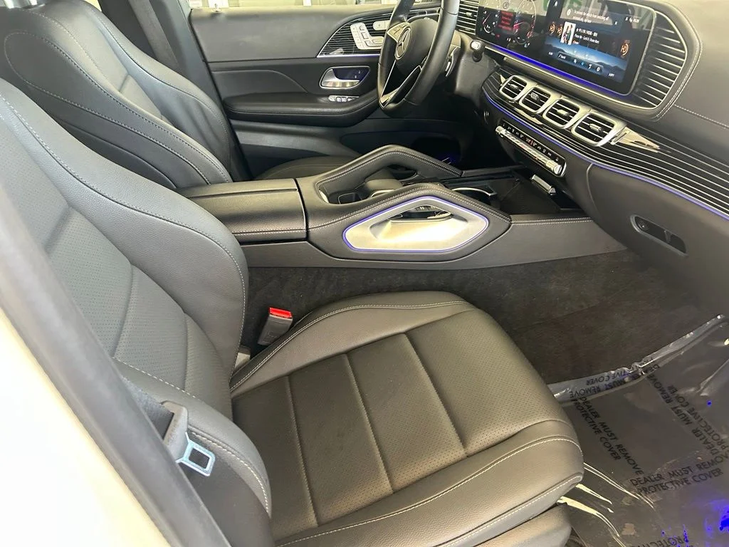Used 2025 White Mercedes-Benz GLE 450 image 26