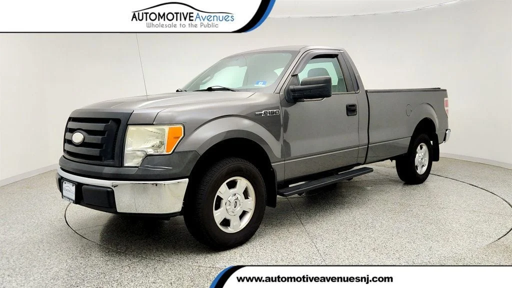 2009 Ford F-150 XLT Regular Cab 145-in Styleside's photo