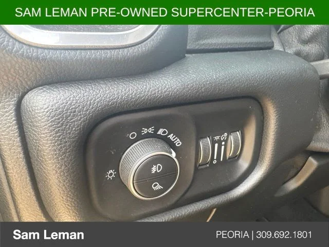 Used 2019 Blue Ram Big Horn/Lone Star image 12