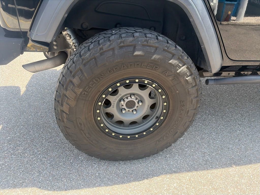 Used 2018 Black Jeep Sport S 4x4 image 8