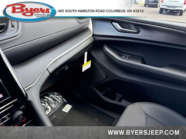 2025 Jeep Grand Cherokee L Laredo - Photo 26